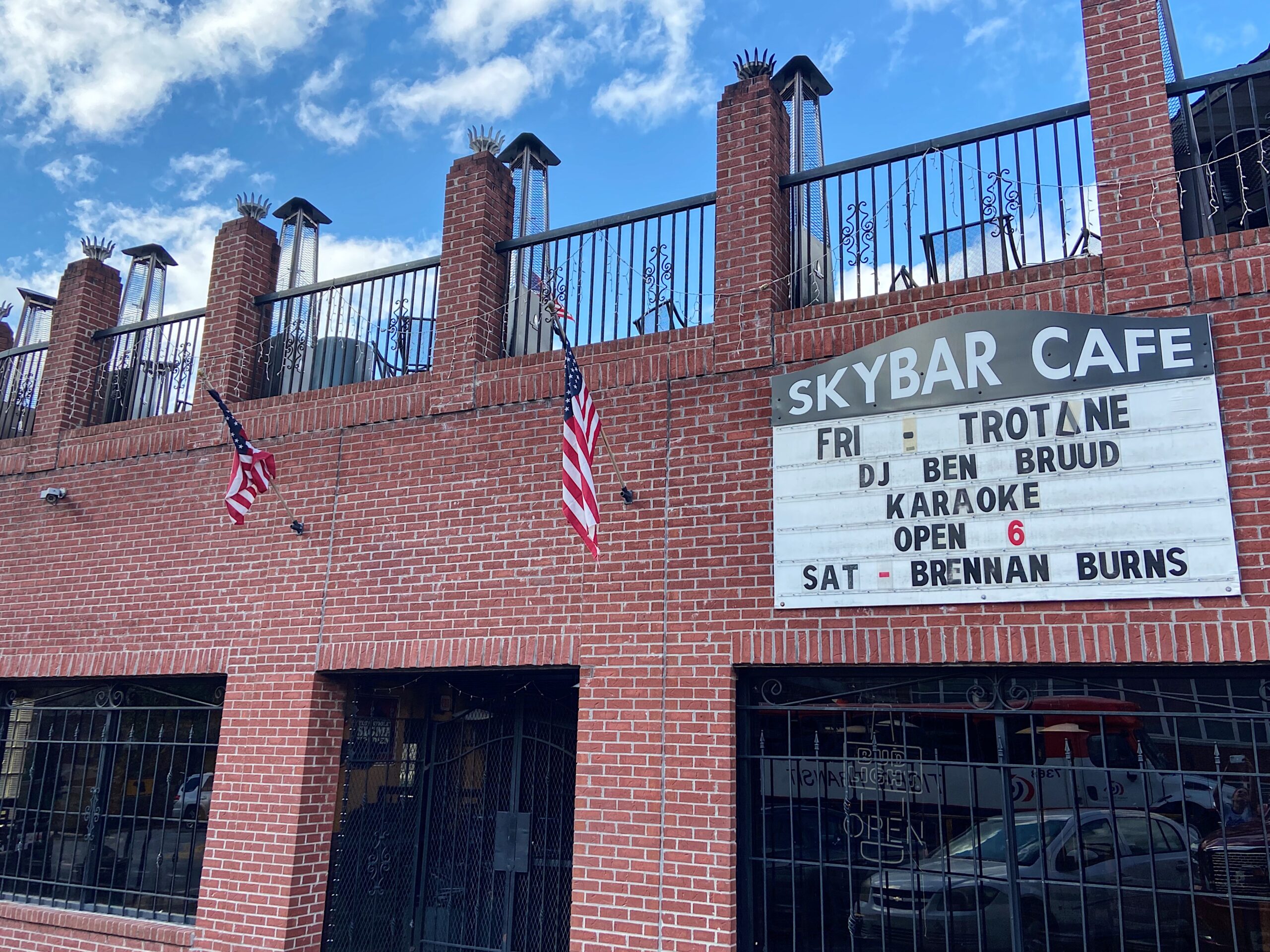 7 places every college student loves in Auburn, including Big Blue