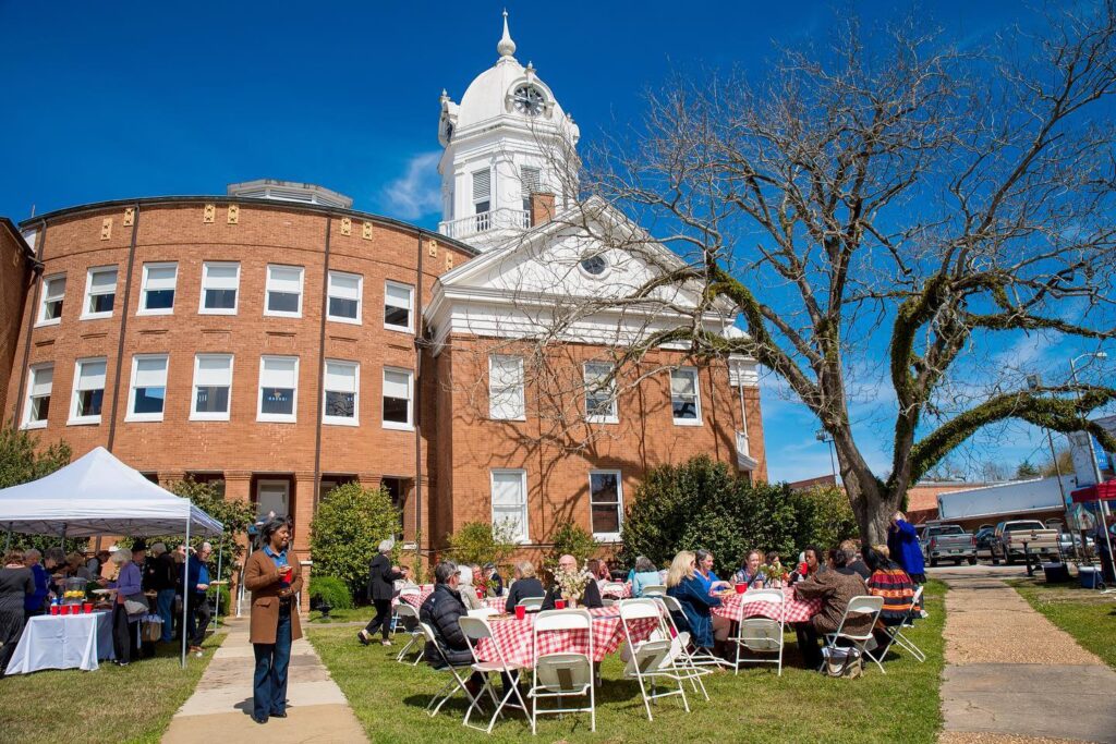 Uncategorized, Art, Bamabuzz, Education, Fun Monroeville Courthouse Literary Festival