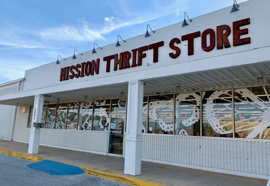 5 mustvisit secondhand stores in the AuburnOpelika area The Bama Buzz