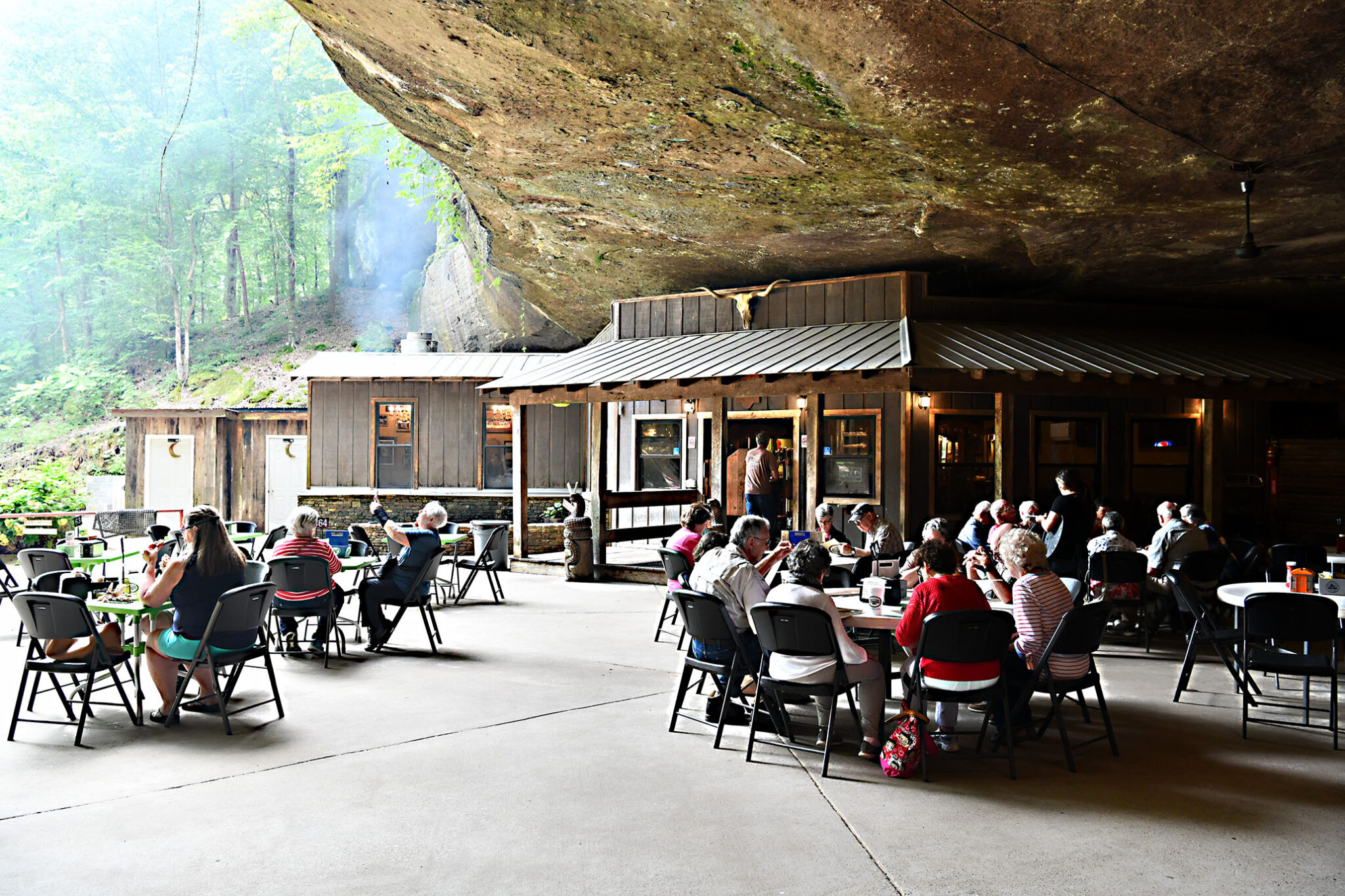 5 unmissable farmtotable restaurants in Alabama, including the Rattlesnake Saloon The Bama Buzz
