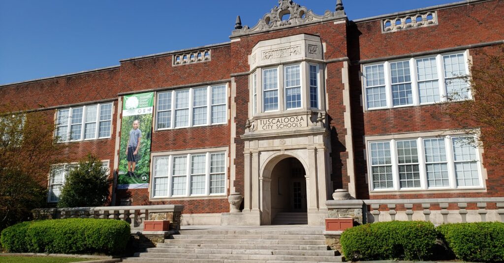 Tuscaloosa City Schools awarded prestigious Green Ribbon Award The