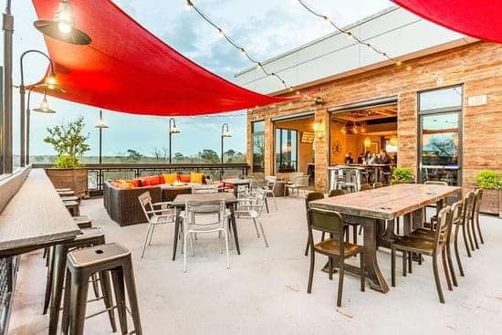 Fun The Rooftop Bar And Restaurant At Hotel Indigo.