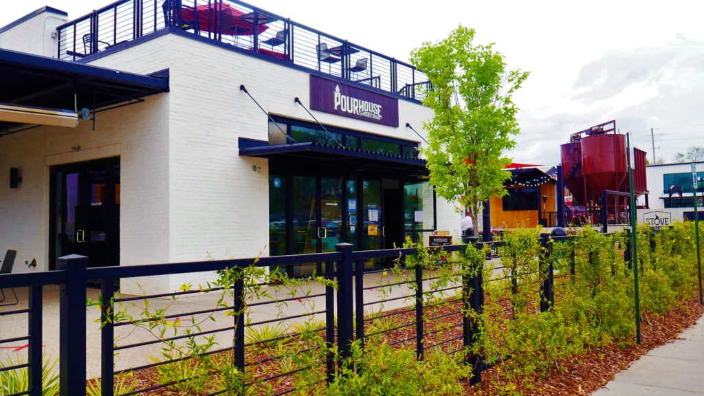 Uncategorized, Fun Pour House 1 2 Day Out, Martin Bar &Amp; Bistro, Moe'S Original Bbq Huntsville, Nightout, Pourhouse, Rhythm On Monroe, Stella'S Elixir Lounge