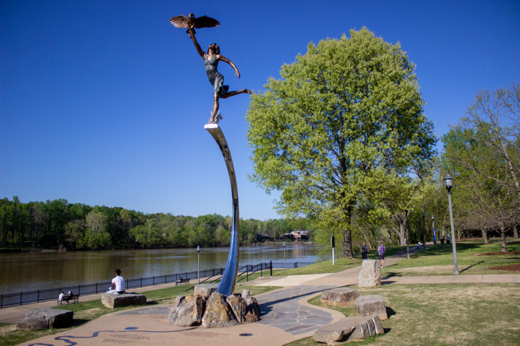 Bamabuzz, Fun New Statue At The Riverwalk