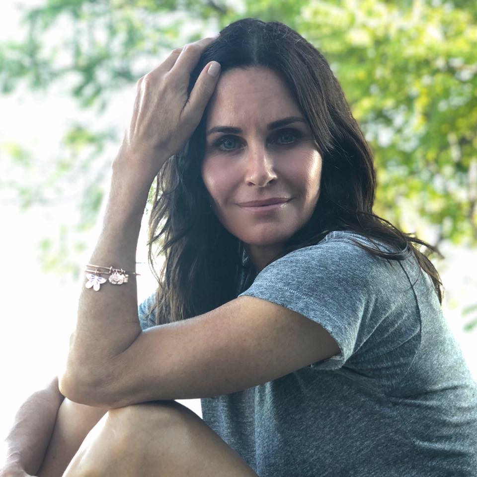 Courteney Cox channels Monica from Friends with Alabama Roll—Watch Courteney Cox channels Monica from Friends with Alabama Roll—Watch