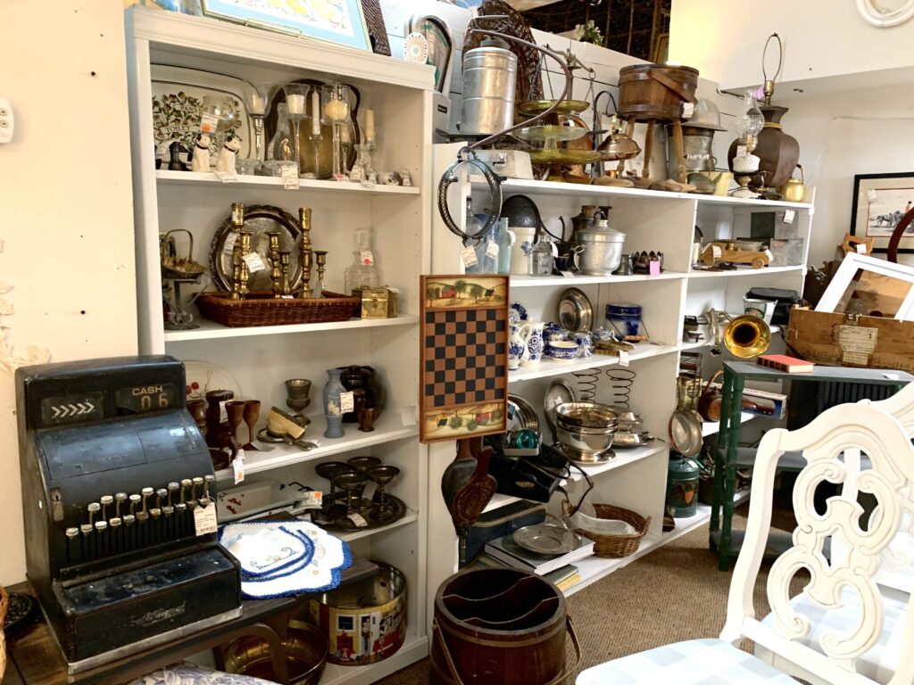 Bamabuzz, Mobile Antiques At White House Antiques.