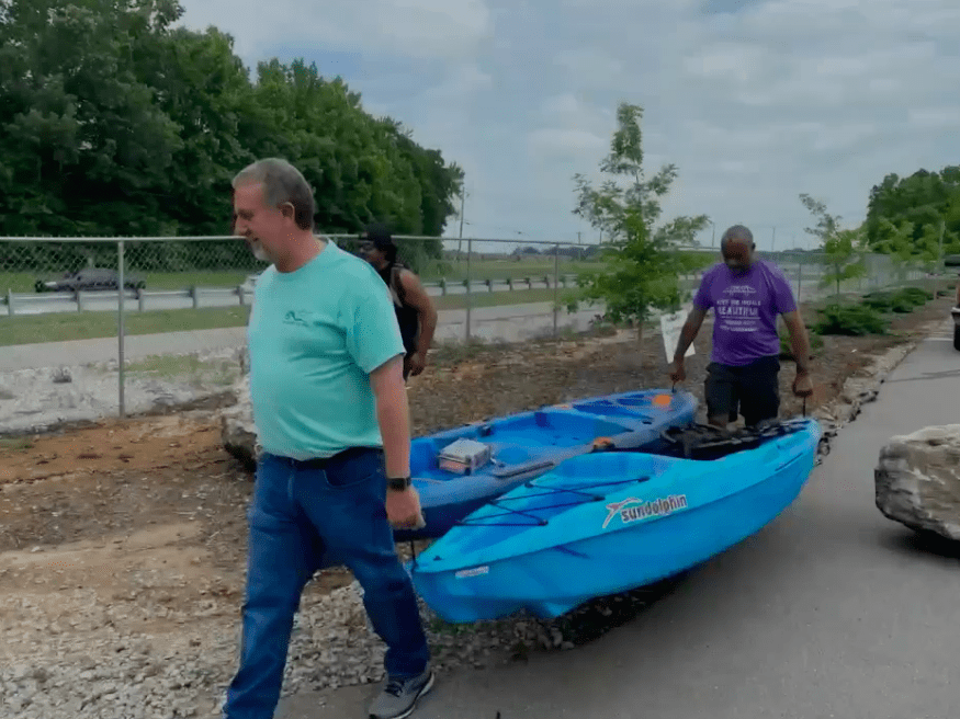 Keeping the Shoals Beautiful: Cypress Creek Clean-Up Keeping the Shoals Beautiful: Cypress Creek Clean-Up