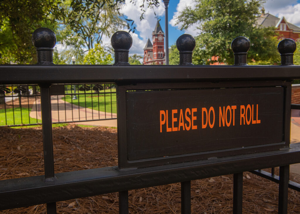 No “rolling” zone: students to avoid Auburn Oaks this year