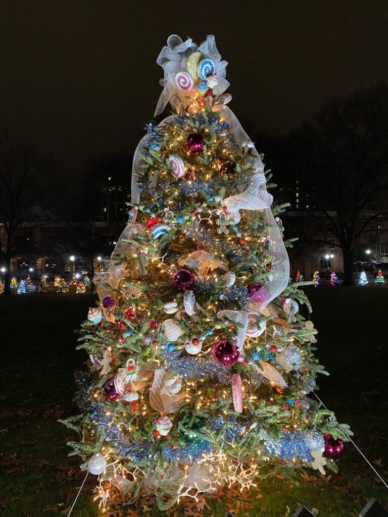 You'll love Huntsville's Tinsel Trail—now 'till Jan. 2 3 Tinsel Trail