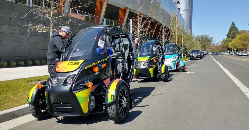 Alabama passes law allowing 3-wheeled “autocycles” to operate without a motorcycle license or helmet