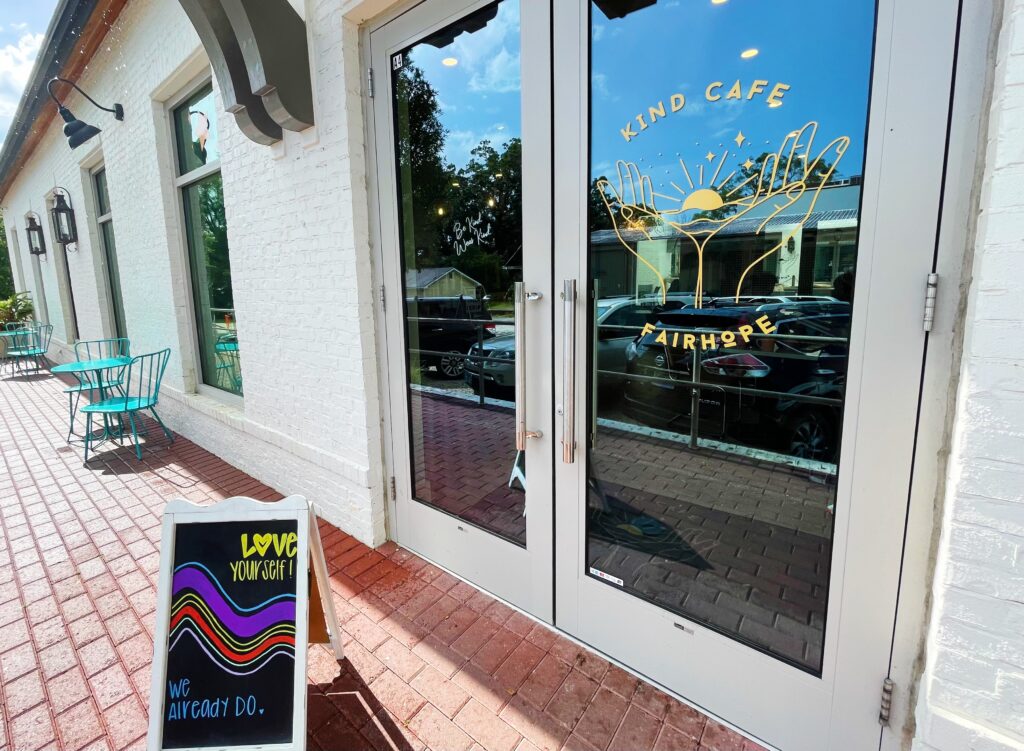 5 coffee shops in Fairhope + their amazing summer specialty drinks