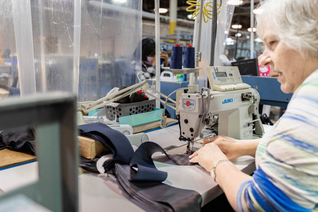 The largest blind workforce is here in Alabama—how they’re helping our troops The largest blind workforce is here in Alabama—how they’re helping our troops