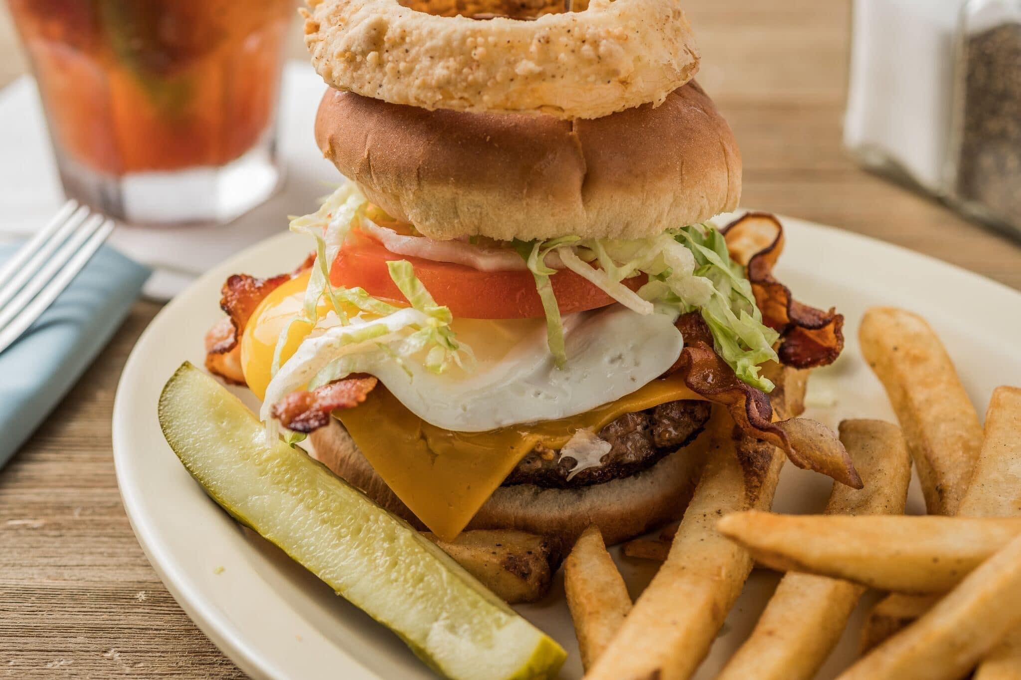 5 delicious burger joints to try out in Mobile 5 delicious burger joints to try out in Mobile