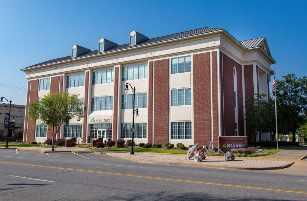 NEW: Gadsden moving City Hall into downtown Regions location