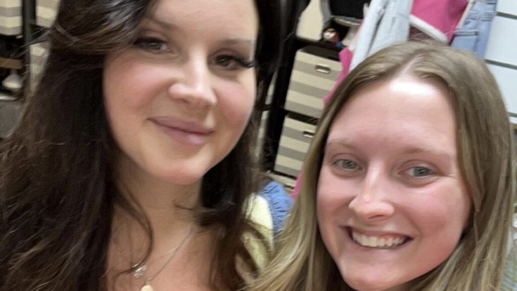 NEW: Lana Del Rey shops at a Russellville boutique