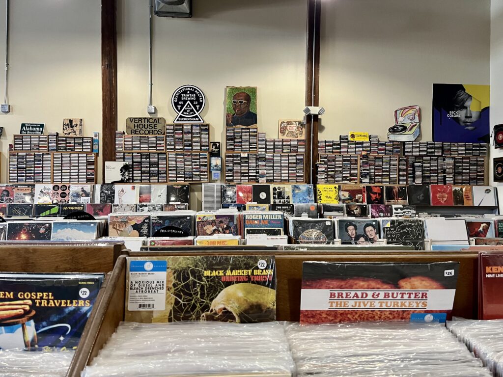 4 vinyl record stores in Alabama + their most remarkable finds 4 vinyl record stores in Alabama + their most remarkable finds