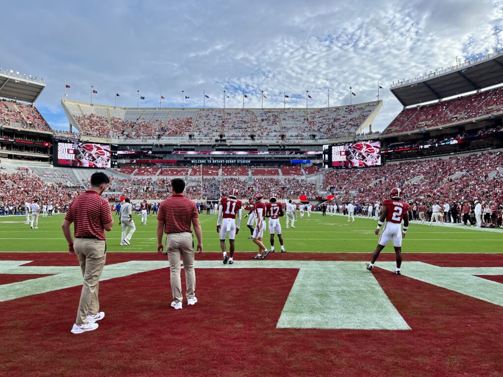 Betting with barbecue—two mayors wagering on Texas at Alabama game