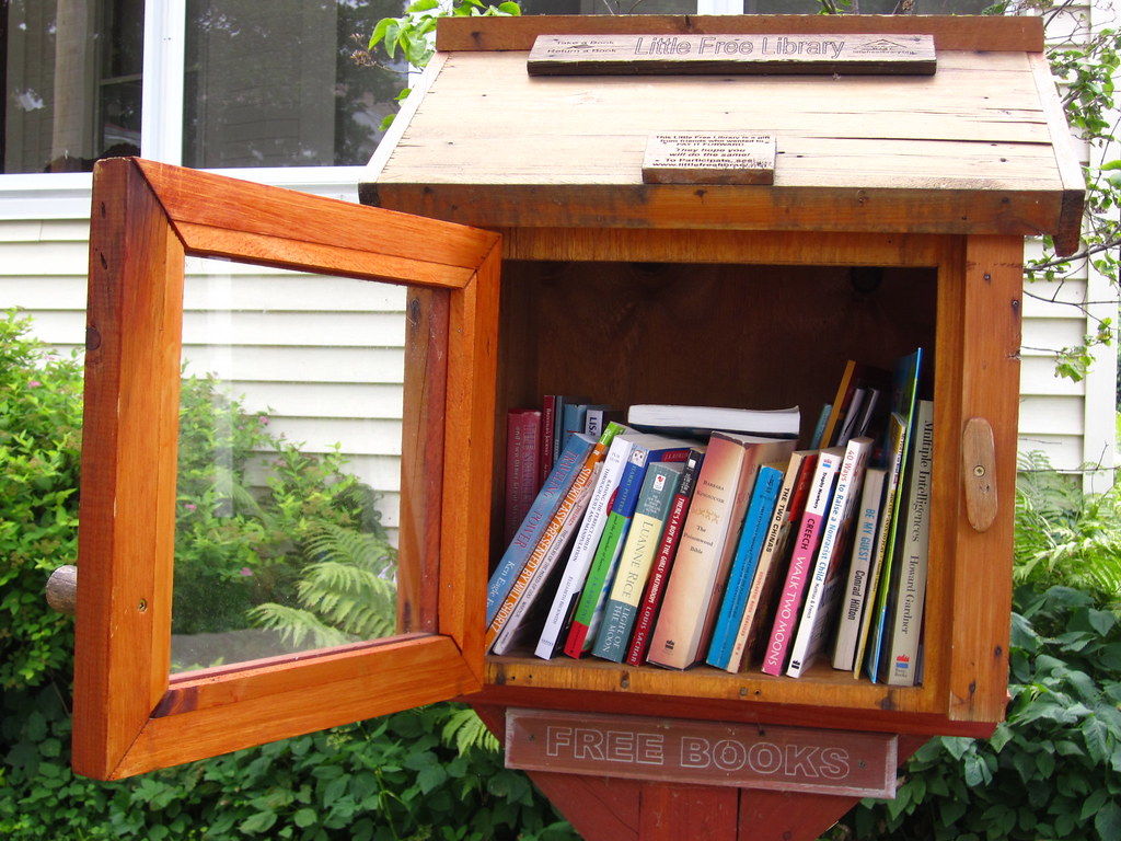 ‘Little Free Libraries’ now popping up in Montgomery County ‘Little Free Libraries’ now popping up in Montgomery County