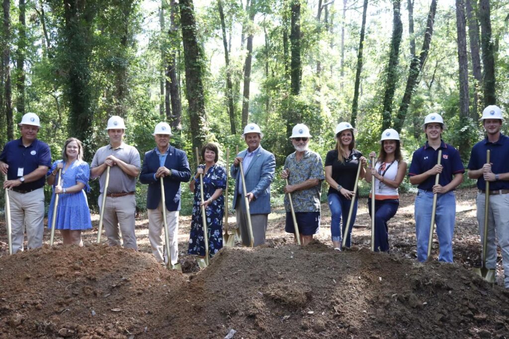Fairhope city officials break ground on new nature preserve Fairhope city officials break ground on new nature preserve