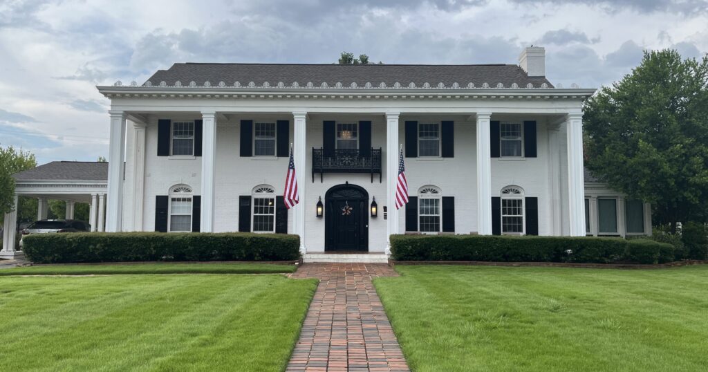 How you can stay in this restored 75-year-old mansion in Tuscaloosa