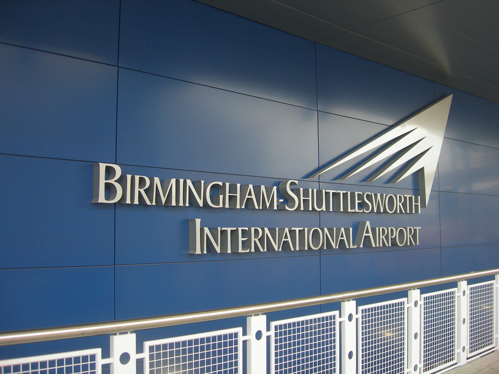 BHM airport announces new flights for Auburn, Alabama away games
