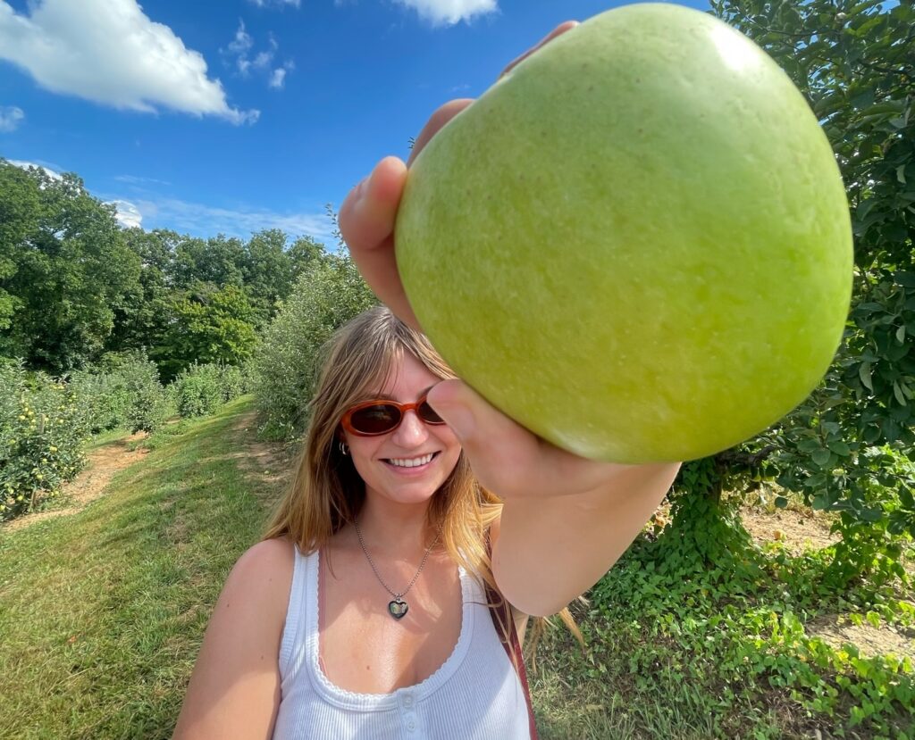 5 apple-picking spots around Alabama to get into the Fall spirit 5 apple-picking spots around Alabama to get into the Fall spirit