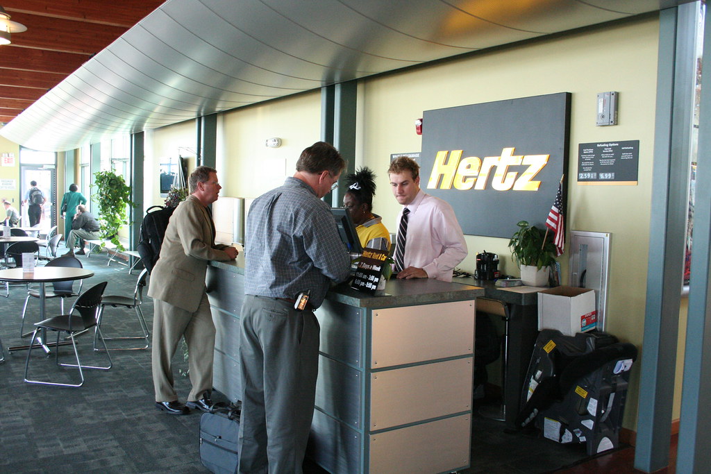 Gulf Shores airport adding Hertz rental car services