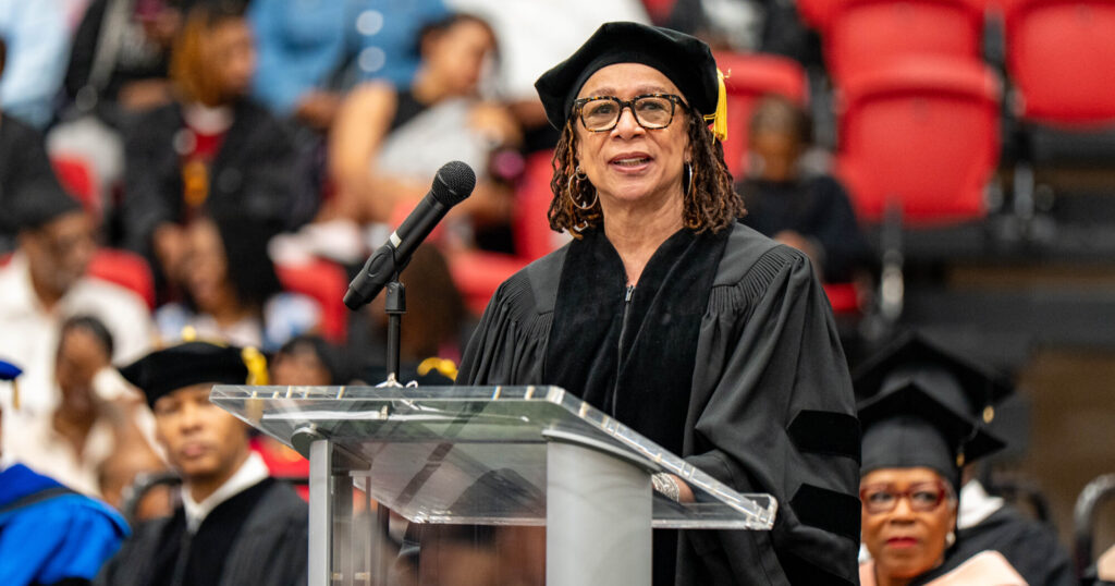 Emmy-winning actor surprises Talladega College with M donation