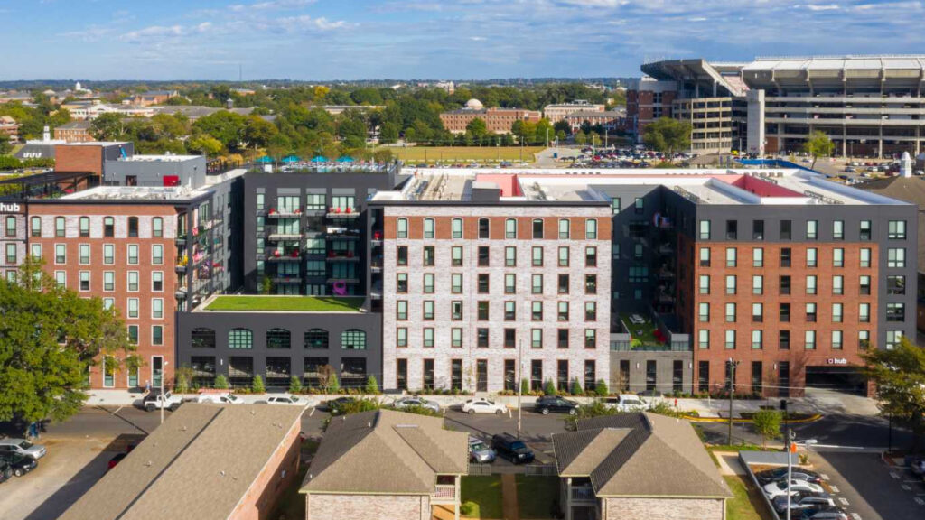 Off-campus complex near UA among 16 new high-dollar building permits Off-campus complex near UA among 16 new high-dollar building permits
