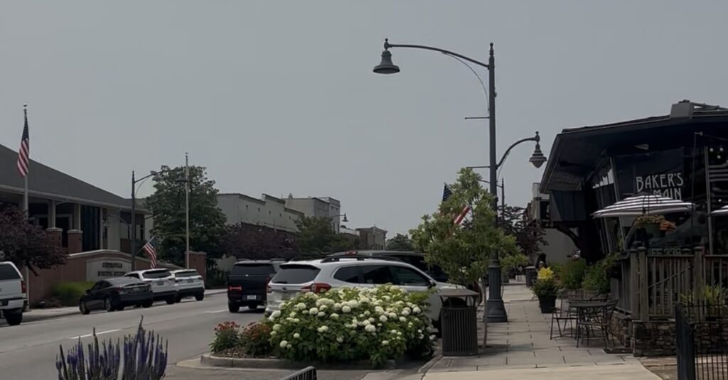 A guide to Guntersville: Views, vintage finds and southern bites