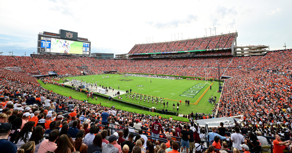 Early kickoffs for Alabama, Auburn highlight Week 3 schedule—how to watch every in-state team