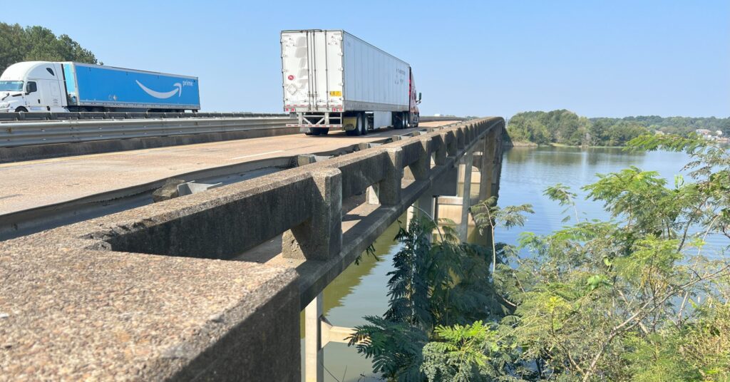 I-20 work on Coosa River bridge to cause major traffic delays next week. Here is how to avoid it.