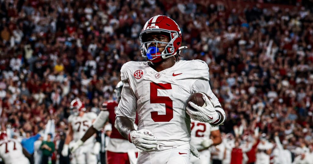 Crimson Tide stays at No. 4 in AP Poll—first playoff rankings up next Crimson Tide stays at No. 4 in AP Poll—first playoff rankings up next