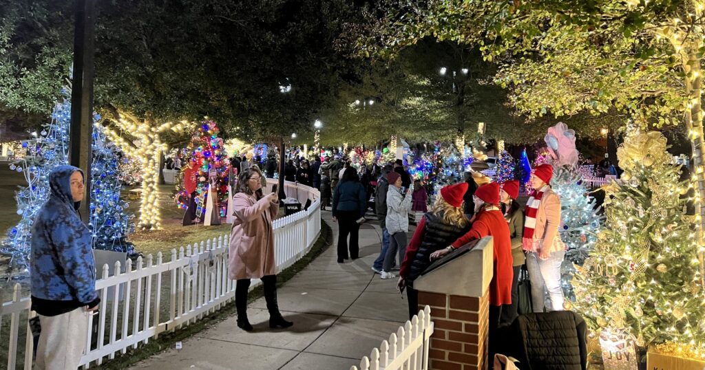 Alabama light display ranked 4th best in the country by USA Today Alabama light display ranked 4th best in the country by USA Today