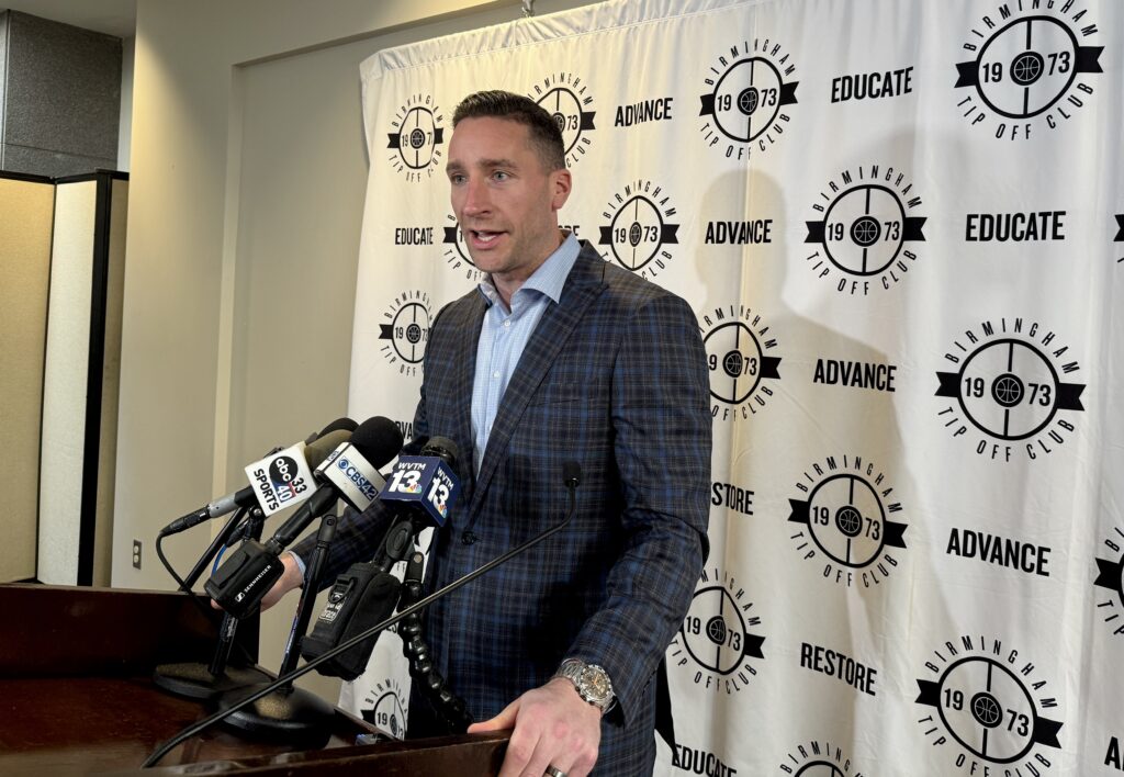 Auburn coach Steven Pearl on Charles Bediako: ‘All Nate is trying to do is win basketball games’