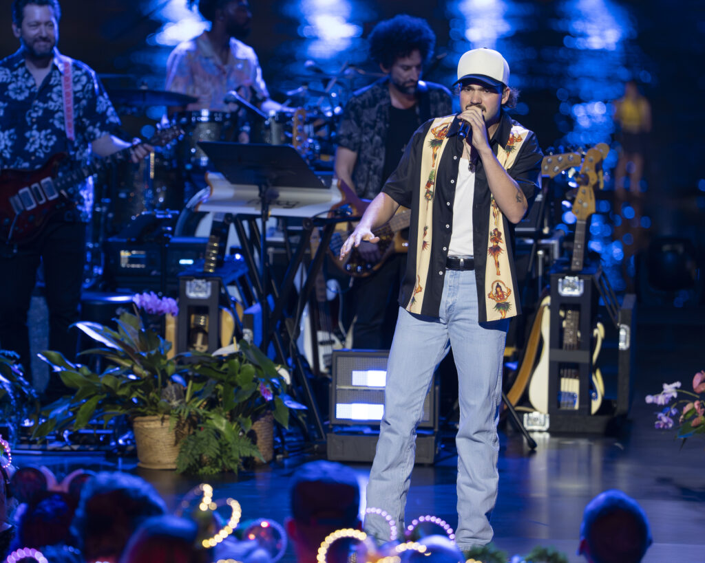 Florence singer shines in latest American Idol performance