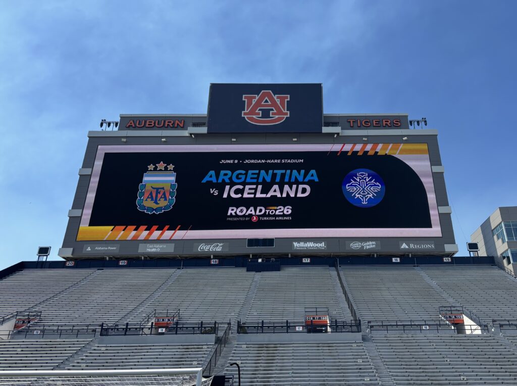 Messi, Argentina coming to Auburn’s Jordan-Hare for World Cup tune-up in June Messi, Argentina coming to Auburn’s Jordan-Hare for World Cup tune-up in June