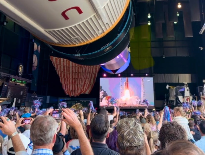 U.S. Space & Rocket Center celebrates Artemis II launch