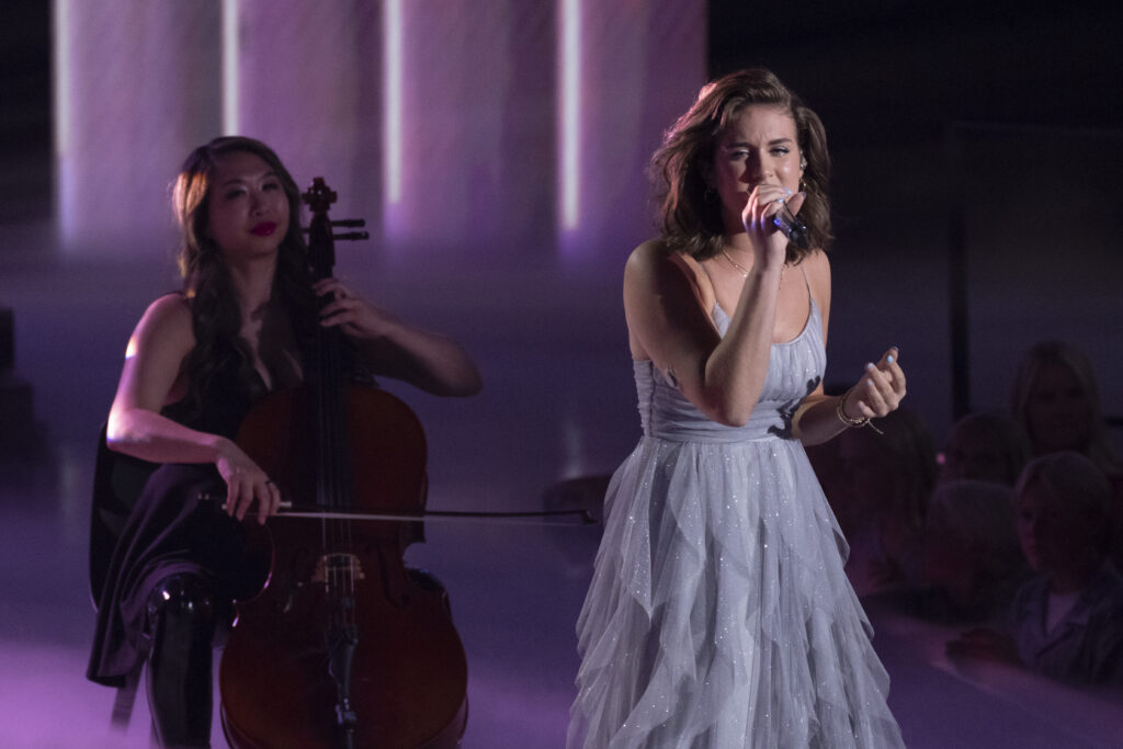 Alabama singer shines on American Idol stage in season finale Alabama singer shines on American Idol stage in season finale