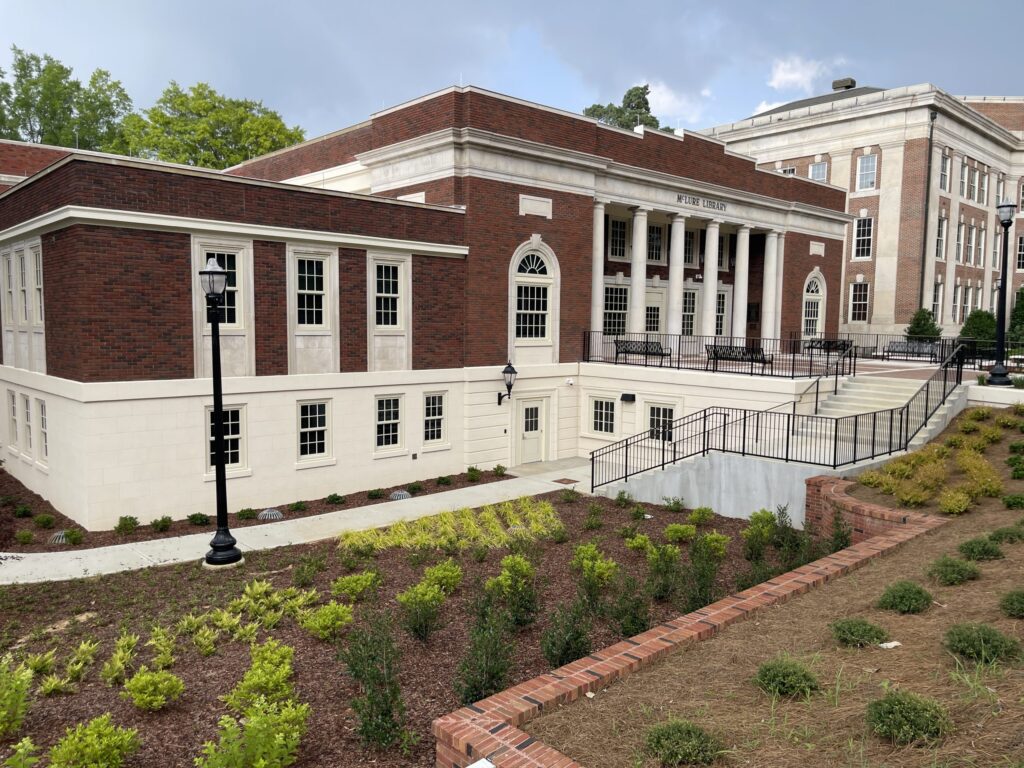 University of Alabama book arts program receives M grant