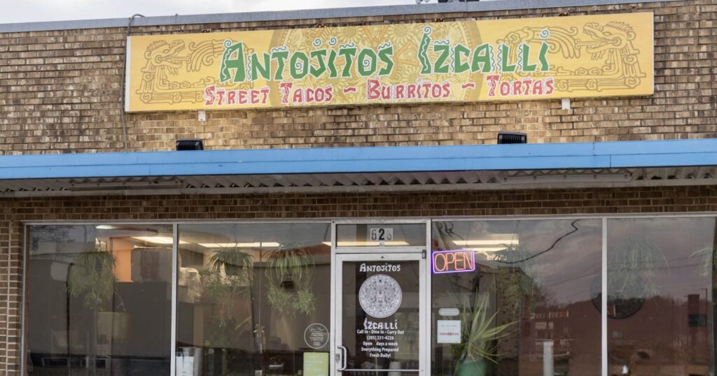 Tuscaloosa restaurant recognized as state’s best hole-in-the-wall tacos Tuscaloosa restaurant recognized as state’s best hole-in-the-wall tacos