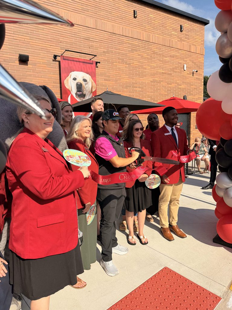 GRAND OPENING: Raising Cane’s debuts first standalone location in Tuscaloosa