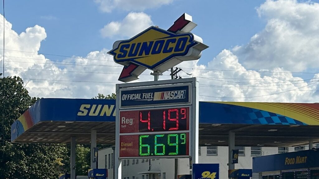 Alabama diesel prices hit new record high