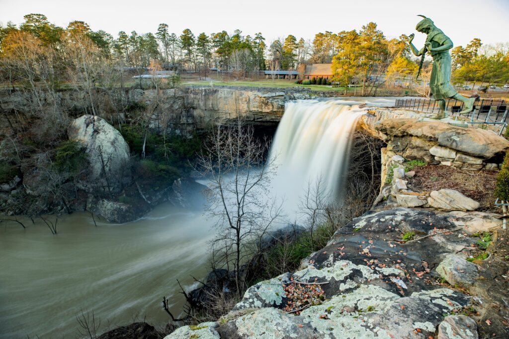 Gadsden fall weekend guide: Waterfalls, wine + tigers